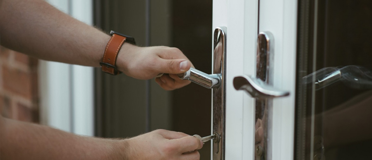 24 hour key locksmith Bellflower